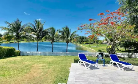 Charming 3-bedroom house in lovely Miami with AC, WiFi