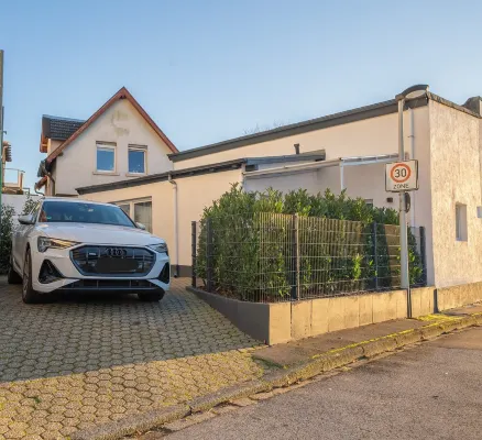 Marisol Design Apartment with private parking space