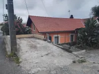 Jolie petit studio 1er étage mansarder 부꼬 호텔