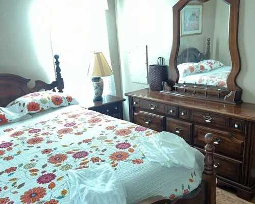 Charming 3-bedroom farmhouse with 2 full baths in a quiet country setting. Hotels in Giles County
