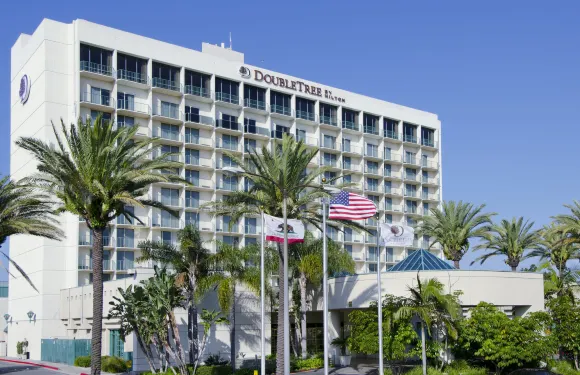 特許託倫斯市南部灣希爾頓逸林酒店