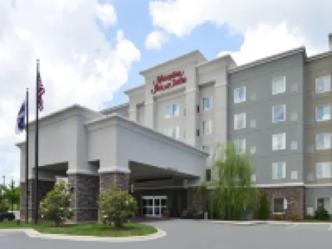 Hampton Inn & Suites Greensboro/Coliseum Area Hotels near O. Henry Statues