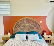 Bahia Garden- Bright, central, patio Hotels in 