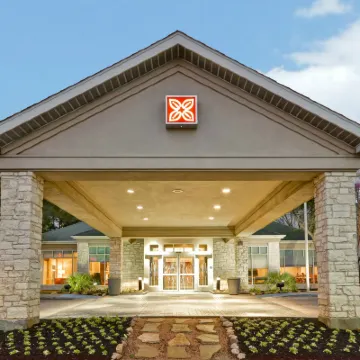 Hilton Garden Inn Austin/Round Rock Hotels near Bass Pro Shops
