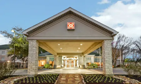Hilton Garden Inn Austin/Round Rock Отели рядом с достопримечательностью «Kalahari Indoor Water Park»