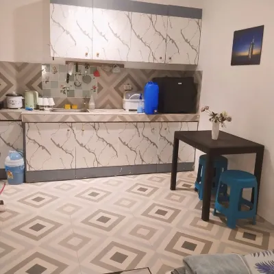 Cozy air-conditioned room with homestay, movie, work/study. Complimentary WiFi