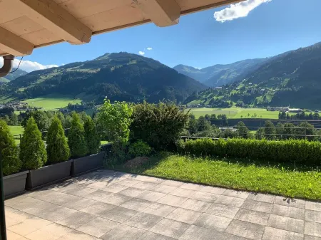 Gemütliche Terassenwohnung mit Panoramablick