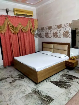 lvy Hotel And Restaurant Отели в г. Хошиарпур