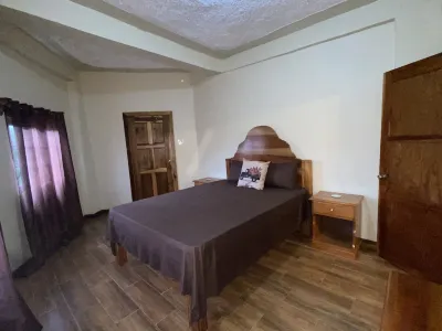 Chic Port Antonio Villa w/Stunning Mountain Views Hotels in 