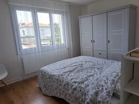 Very large villa with all equipment - 50m from the beach