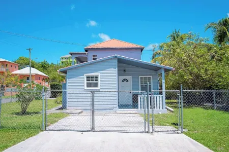 Sol Springs Estate Отели в г. Osbourn