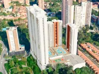 PENTHOUSE 40 Floor to enjoy the VIEW OF THE CITY! Awesome huge apartment 127 sm Hotels in Itagui