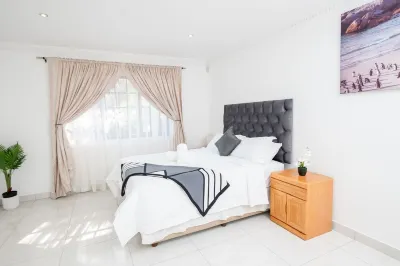 The cottage is your home away from home. Nestled in the heart of Fourways. Hotels near Fourways Mall