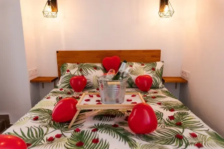 Villa Privada con Jacuzzi Exterior Rodeada de Naturaleza