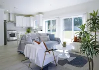 Newly built vacation home with a large backyard Hotels in Diamond Bar