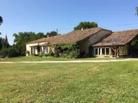 Domaine Agenas Hotels in Monflanquin