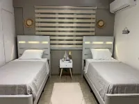 Coqui Town, A Tropical Oasis. 2BR, Solar panels & Pool in Arecibo