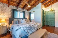 New!! Heaven's Hideaway w/ SPECTACULAR Pool and Views