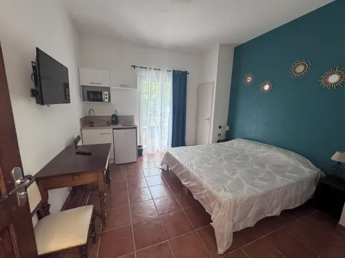 Room with kitchenette in an estate 뛰흐 호텔