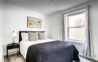 15 minutes to NYC+Washer&Dryer Onsite Parking