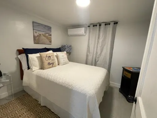 Old Mizp - A Charming Escape Hotels in Rock Sound