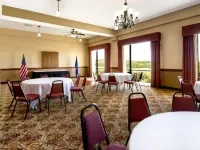 Grand Plaza Hotel & Conference Center Hotels in Branson