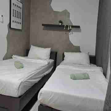 Youth City Residence/ 2 Room/ KLIA/ Nilai/ Pool Rooms