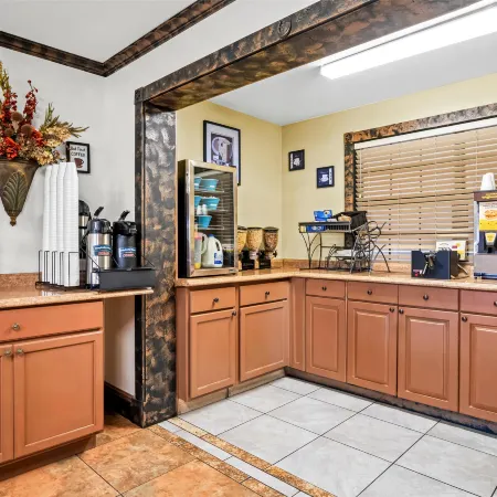 Americas Best Value Inn-Midlothian/Cedar Hill