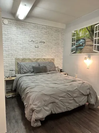 315-1 Studio B1 Отели рядом с достопримечательностью «Зоопарк Бронкса»