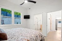 Spacious 4-bedroom house in charming Black Mountain with Game Room and Hot Tub