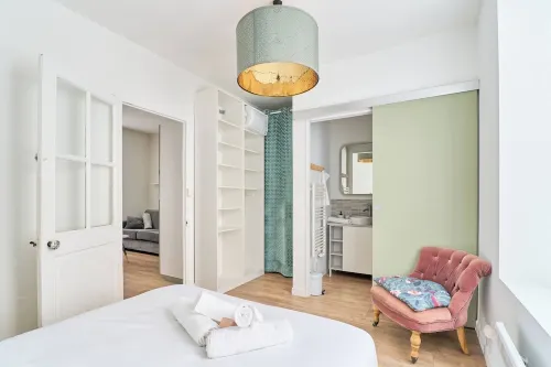 The Carmes lodge in the heart of Nantes WIFI