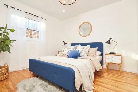 Chic Abbot Kinney Bungalow