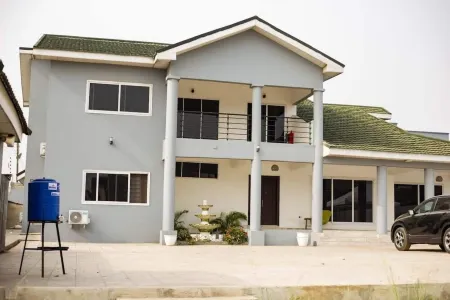 east Legon 2 bedroom apartment Отели в г. Adjiringanor
