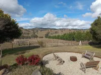 Willow Downs, Rustic Farm Stay