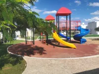 Comfortable DOWNTOWN Suite surrounded by nature