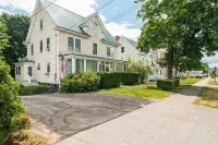 Historic Laconia Home near Lake Winni + Gunstock