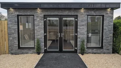 Clover Cottage - country lodge - Close to Belfast international Airport Hoteles en 