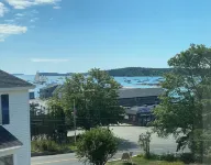 Charming Spacious 2-bed Duplex, Water View in beautiful Stonington with AC, WiFi Hotels in Stonington