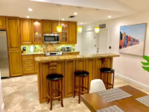 Kendall Keys Oasis Entire Dream Home with HEATED Pool, Theater & Arcade Hotels in The Hammocks