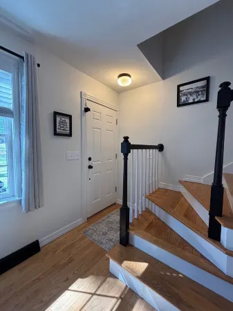 Saratoga Springs Access Point House Отели рядом с достопримечательностью «Парк Уилтон Таун Гэвин»