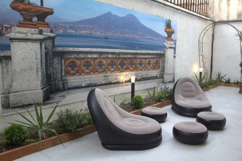 REALECASINABORBONICA-INTEGRAL APARTMENT WITH TERRACE IN THE HEART OF PORTICI Hotels in Portici