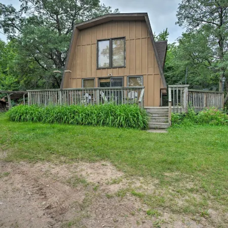 Lakeview 10-Acre Kimball Cabin w/ Private Beach!