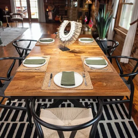 Peaceful Farm Cabin Getaway, 2BR w/ WiFi, AC & Sunrise Views