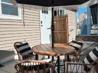 Walk to Beach: Modern-Not a 90’s Throwback! Hotels in Brigantine