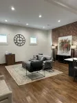 Charming 1-bedroom apartment in delightful Aubrey with WiFi, AC