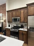 Charming 1-bedroom apartment in delightful Aubrey with WiFi, AC