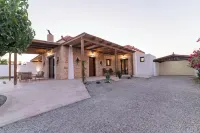 Quiet 2 bedroom and 2 bathroom villa with a big infinite swimming pool