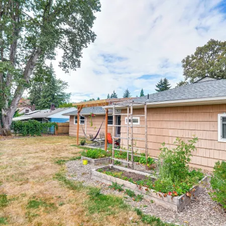 Guest Suite in Portland Area w/ Shared Patio