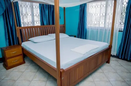 Sonata Apartments Hse 3 Отели рядом с Аэропорт Момбаса