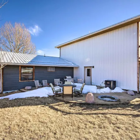 Livingston Home: Your Yellowstone Basecamp